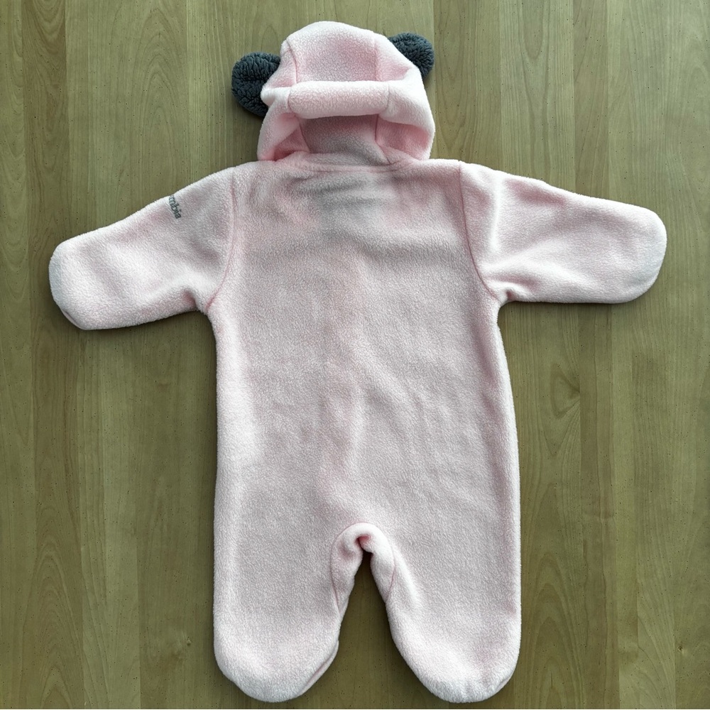 COLUMBIA Infant Fleece Snowsuit. Pink with Gray Trim. Size 0-3 Months. - Picture 2 of 12